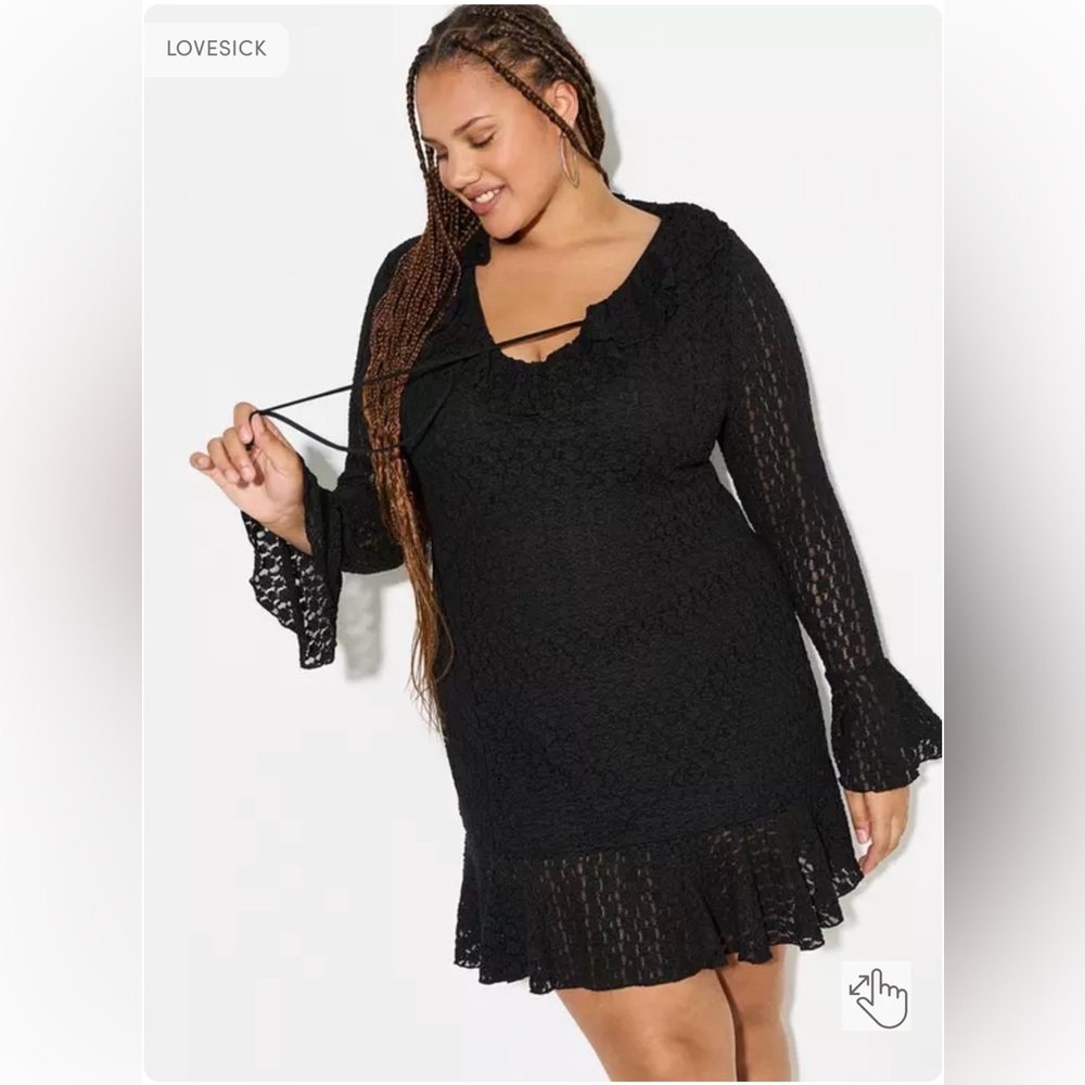 🆕 Torrid LoveSick Ruffle-Front Bell Sleeve Dress size 2